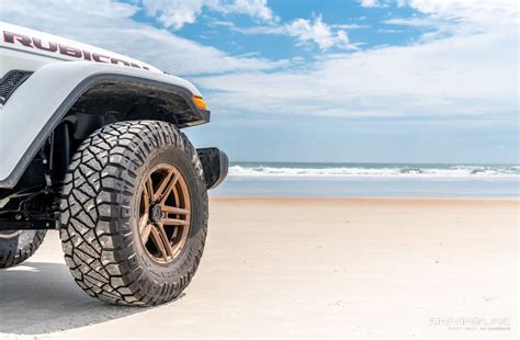 Beachin' Good Time: Inside Jeep Beach 2019 | DrivingLine
