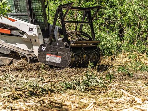 Equipment Roundup Tractor Zoom Bobcat Offer New Tools Cnh Unveils