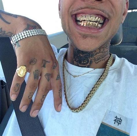 ριитεяεѕт Hαψδαг 😈 Grillz Diamond Grillz Gold Grillz