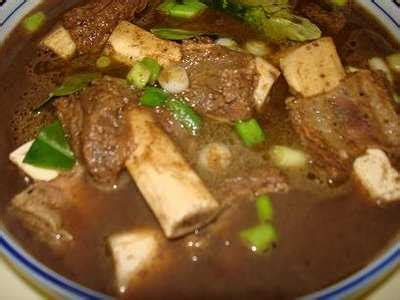 Sop iga merupakan salah satu olahan sup dari banyaknya olahan sup dalam makanan indonesia. Resep Sop Iga Sapi