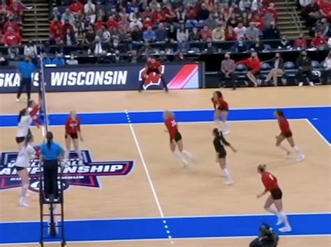 Wisconsin University Police Investigate Leak Of Private Photos And Videos Of Womens Volleyball Team