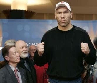 Wie viel geld hat wladimir. Boxen: Walujew profitiert von krankhaftem Gigantismus ...