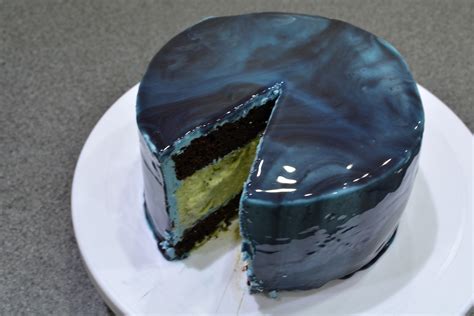 Mirror glaze cakes are all the trend right now and matt has kindly shared his mirror glaze recipe with this mirror glaze recipe, you can use any colour you fancy, be as creative as you want and try. How To Do a Mirror Glaze | Tutorial