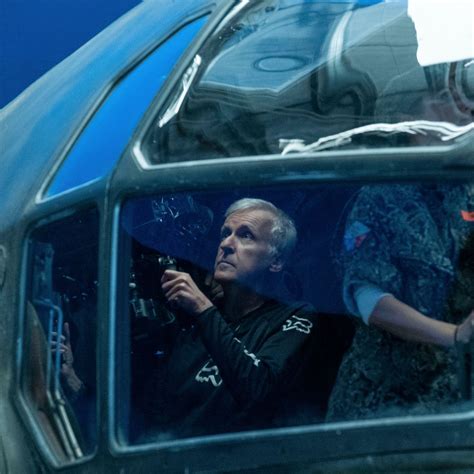 In ‘avatar The Way Of Water’ Director James Cameron’s Aquatic Obsession Is On Full Display Wsj