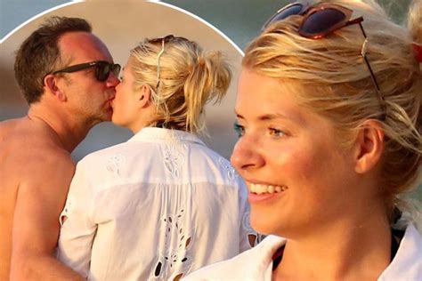 Holly Willoughby Kisses Husband Dan Baldwin On The Beach In Barbados