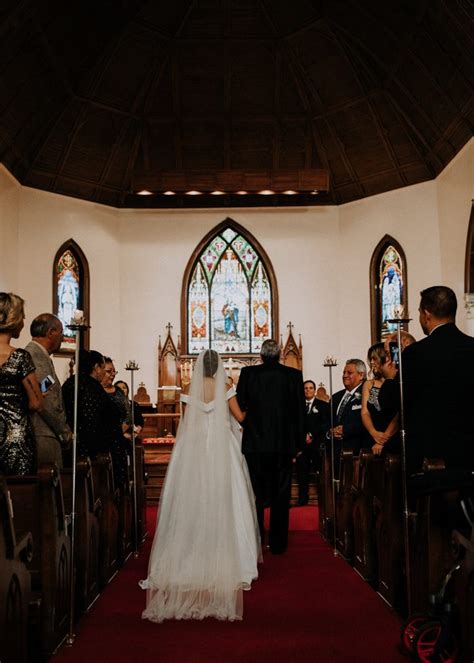 classic meets boho in this chic el paso wedding junebug weddings