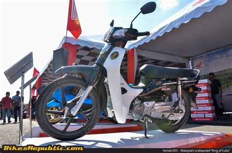 Starting 29 march 2017, malaysia's government decided to adjust the fuel price cap on a weekly basis. Is the Honda EX5 cub still relevant in 2017?