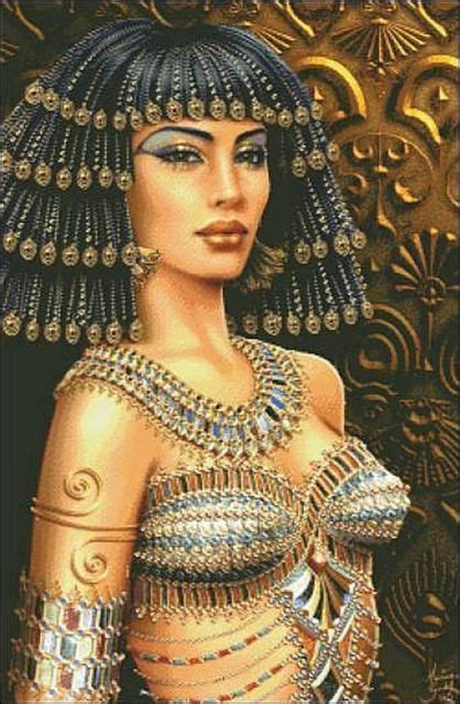 cleopatra was a famous queen of egypt known for her love affairs egyptian beauty egyptian queen
