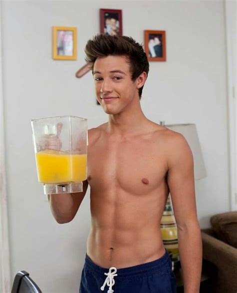 Cameron Good Morning I Made Fresh Orange Juice Cause Why Not