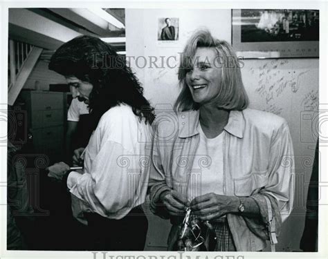 Yanni And Linda Evans Linda Evans Healer Actors And Actresses Musician