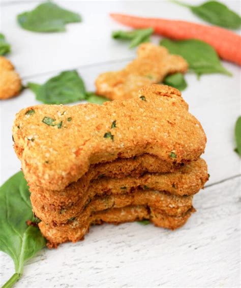 Grain Free Carrot And Spinach Dog Treats The Produce Moms