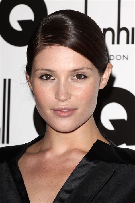 Pin By Belle Lumiere On Hair And Makeup Gemma Arterton Beauty Face