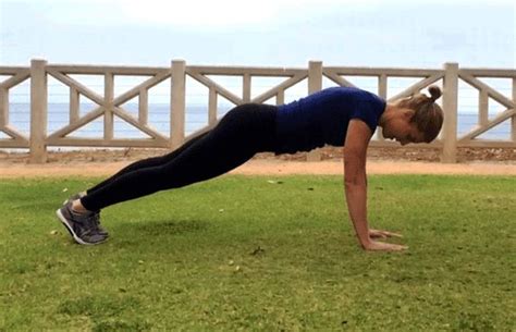 5 Core Strengthening Planks That Wont Bore You To Tears Plank