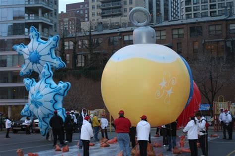 Christmas Ornament Parade Balloons Fabulous Inflatables Holiday Parade