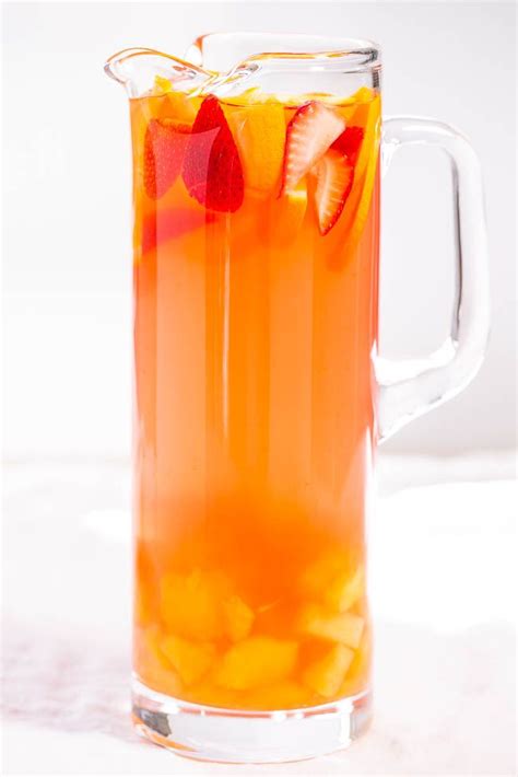 Cocktails ideas by fruit malibu : Malibu Sunset (Fruity Malibu Drink Recipe!) | Averiecooks ...