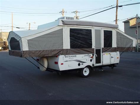 2014 Used Rockwood 2318g Freedom Pop Up Camper In Indiana In