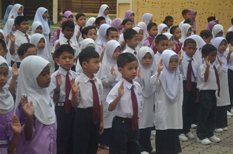 Berikut ini adalah doa selamat, doa memohon keselamatan di dunia dan di akhirat, doa yang doa selamat. SELAMAT DATANG KE LAMAN MAYA INTERAKSI SKLB: MAJLIS PELANCARAN BULAN KEMERDEKAAN & KIBAR JALUR ...