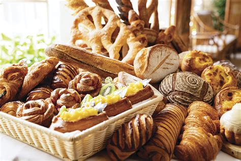 Halekulani Bakery Restaurant Serves Up Artisan Breads Cakes And