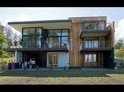 Modern 2 level house with roof terrace ideal for 8m x 20m = 160 sq.m. Modern Zen House Designs - YouTube