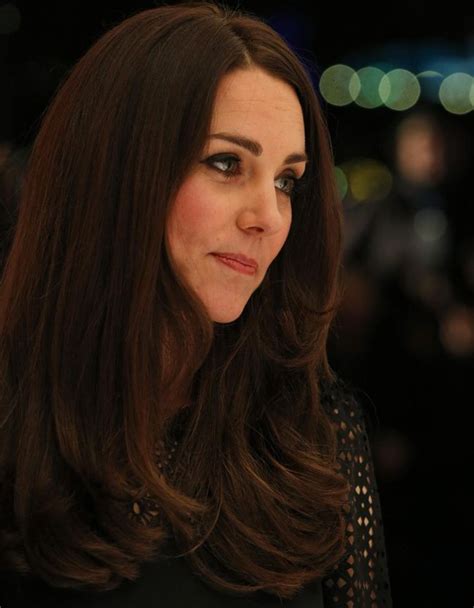 Kate Middleton Change Une Nouvelle Fois De Coiffure Et Affiche Un