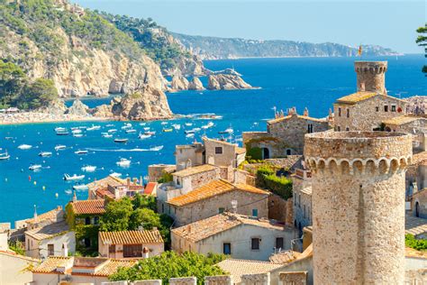 Spanje, door de pyreneeën van de rest van europa gescheiden, is een microcontinent met een geheel eigen karakter: Op vakantie naar Spanje na corona - ESPANJE! | Reis- en ...