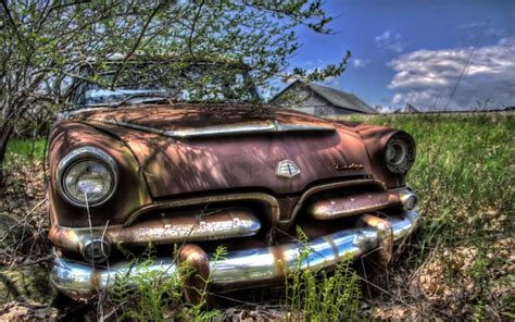 42 Abandoned Old Cars Wallpaper