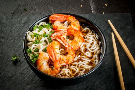 Buy fashion lunch boxes online. 4 Steps to Make Ramen Noodles in the Microwave