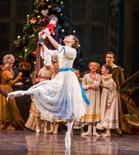 Francesca hayward is a soloist of the royal ballet. Pin by Kiley Lord on To Dance is to Live | Royal ballet ...