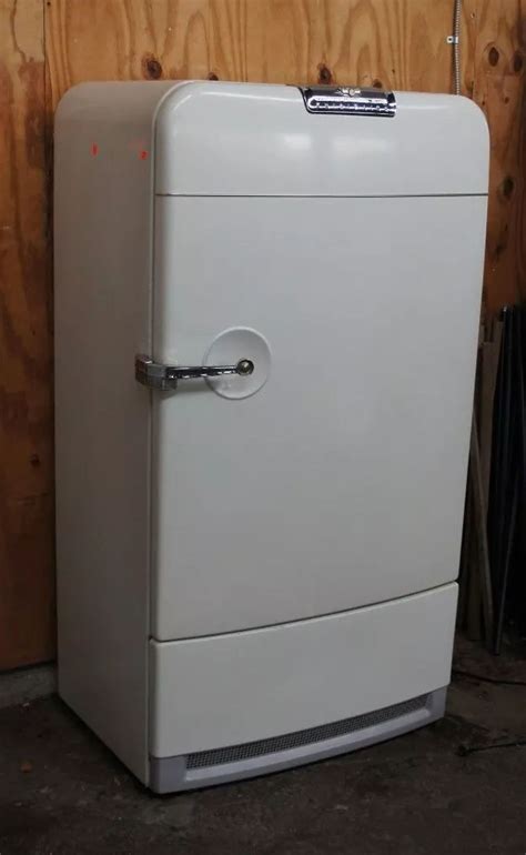 Great prices on all frigidaire parts you need to help you repair your refrigerator quickly and easily. Vintage 1950s Working Frigidaire Refrigerator General ...