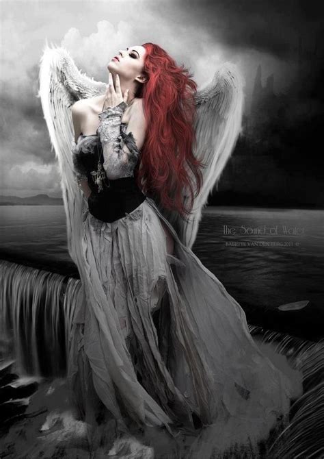 Tattered Red Haired Angel Fantasy Kunst Foto Fantasy Fantasy World