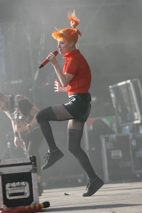 Freitag (5.6.), samstag (6.6) und sonntag (7.6) ist jeweils ab 18 uhr ein livestream über dasding.de. Paramore Updates, Paramore Live at Rock AM Ring ...