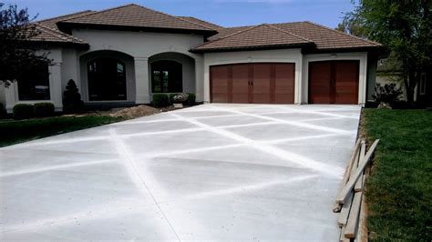 Concrete Driveways Affordable Replacement And Additions