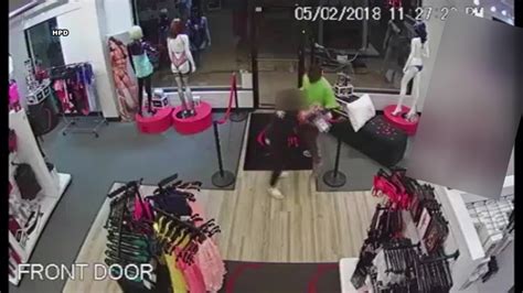 Shoplifting Suspects Wanted After Hitting Adult Novelty Store Abc13