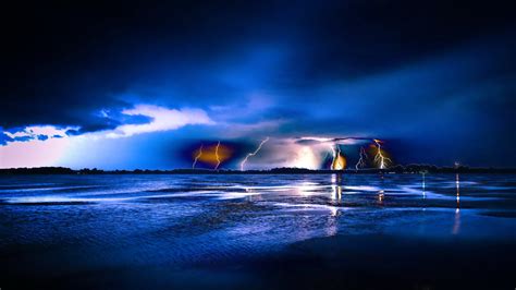 Wallpaper Blue Night Lightning Sea 2560x1440 Qhd Picture