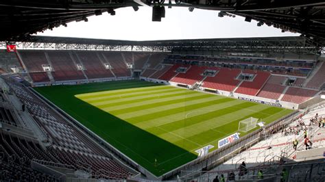 Die augsburger fans begrüßten ihr team mit einer tollen choreografie. Image - Augsburg stadium 001.jpg | Football Wiki | FANDOM ...