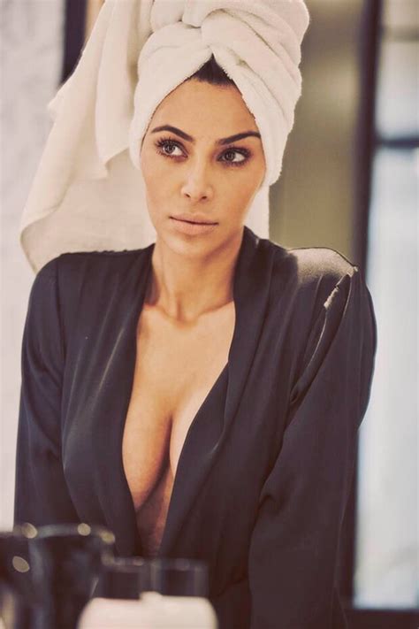 Kim Kardashian Massive Cleavage Vogue Mexico Jorotdw