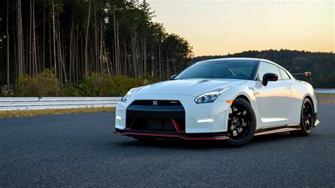 Nissan Gtr R35 Nismo Desktop Wallpapers Wallpaper Cave