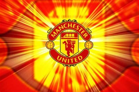 Earn and redeem rewards for savings at checkout and the pump. DHL to sponsor Manchester United training kit | Logistics ...