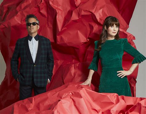 She And Him Release New Holiday Track Its Beginning To Look A Lot Like