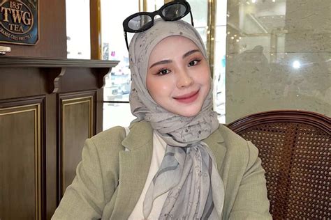 malaysian influencer adira salahudi caught in shocking video scandal thaiger world