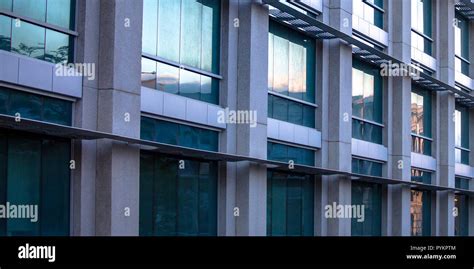 Reflective Glass Windows On A Modern Building Stock Photo Alamy