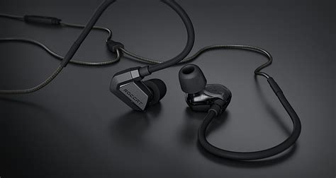 The 11 Best Gaming Earbuds Of 2020 Dot Esports