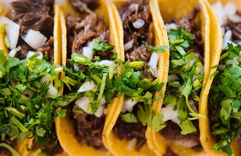 Authentic Mexican Steak Taco Recipe Tacos De Bistec Gimme Yummy