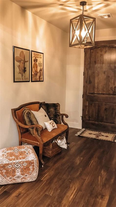 Rustic Entryway In 2020 Western Home Decor Ranch House Decor