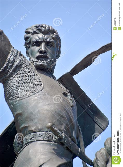 Rodrigo díaz de vivar fue un caballero castellano del siglo xi al que la leyenda convirtió en el héroe más destacado de la reconquista. Statue Of Rodrigo Diaz De Vivar Stock Image - Image of ...