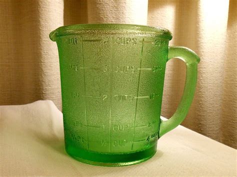 Vintage Hazel Atlas Green Depression Glass Large Measuring Mixing Cup
