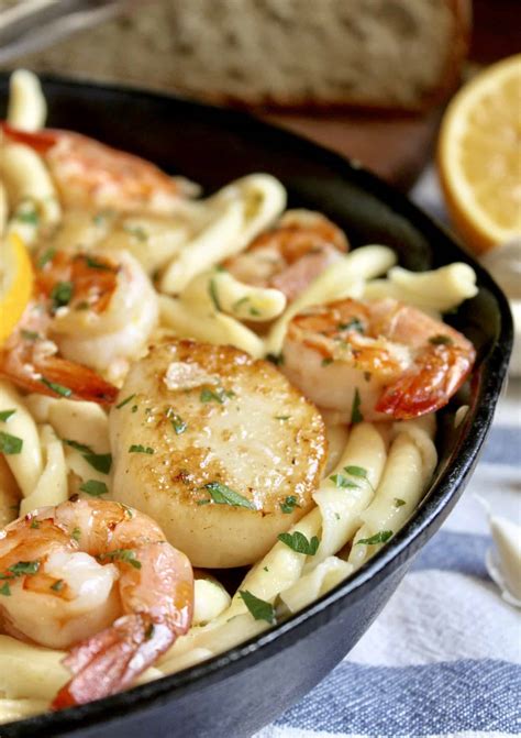 Seafood Pasta With Shrimp And Scallops And Garlic Christinas Cucina