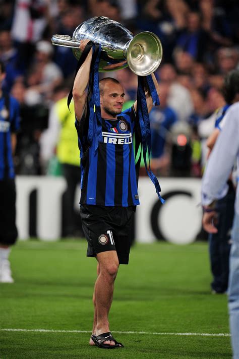 Последние твиты от wesley sneijder (@sneijder101010). Sports: Holland Legend Wesley Sneijder Retires from ...