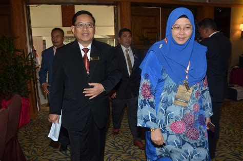 Antara lain objektif majlis sambutan bulan kemerdekaan 2019 ialah: Majlis perasmian Bengkel Pengurusan Pusat Sumber Sekolah ...