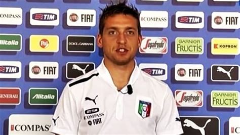 Emanuele giaccherini intervistato alla festa salvezza del cesena calcio. Giaccherini: "Sogno di vincere lo scudetto con il Napoli"